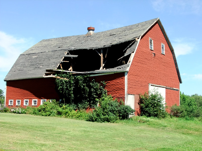 barn in maine