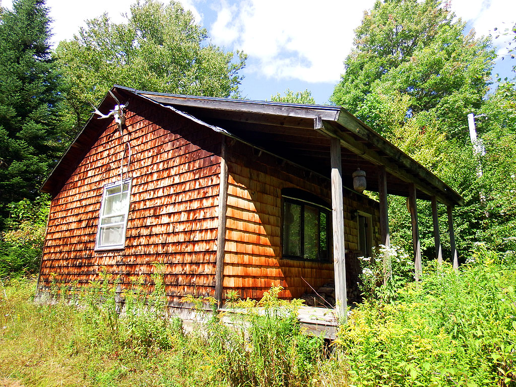 cabin camp in maine